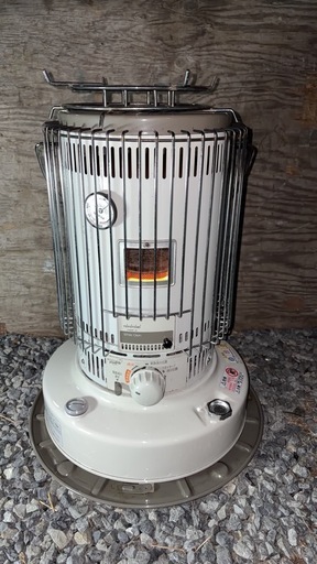 トヨトミ KS-67Hストーブ　灯油ストーブ　中古