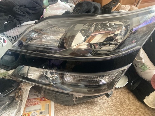 急募）20系後期ヴェルファイアHV極上品ヘッドライト左右 (みー) 岩見沢