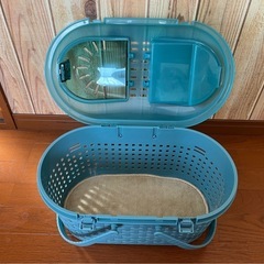 猫キャリバックの画像