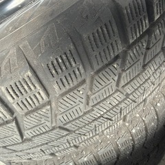 鉄ホイール付きスタッドレスの画像