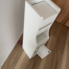 トイレ　　収納の画像