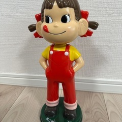 ペコちゃん置き物の画像
