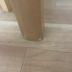 IKEA　伸縮可能なダイニングテーブル　の画像