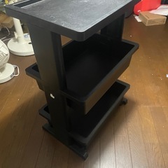 収納ラックの画像