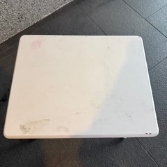 ニトリ折りたたみテーブルの画像