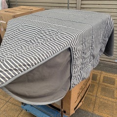 こたつ布団の画像