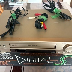 テープデッキHV-BS890。ゴーストリダクションチューナ搭載の高画質スーパーVHS機です。の画像