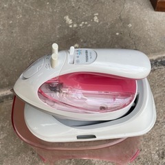 NO：5515  東芝コードレススチームアイロン‼️の画像