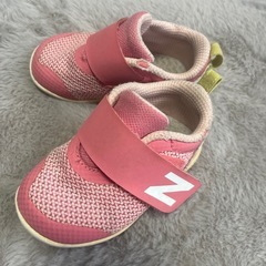 ニューバランス　靴　13センチ　の画像
