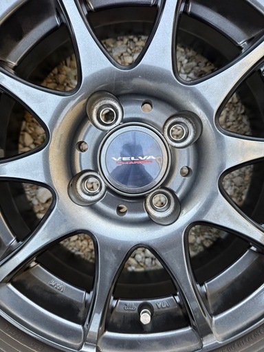 スタッドレスタイヤ　ヨコハマ(iceGUARD 6 iG60 185/70R14 )