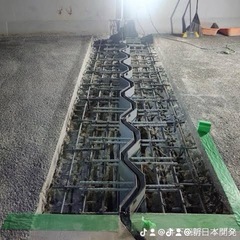 伸縮装置取替工事の画像