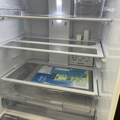 【極美品・2024年製】三菱 ノンフロン冷凍冷蔵庫 365L 左開きの画像