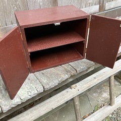小さな戸棚の画像