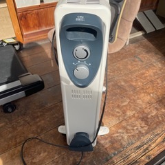 オイルヒーター　DT-OH1211 900Wの画像