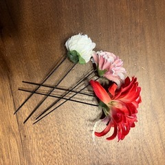 着物　髪飾りの画像