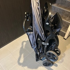 【中古・良品】二人乗りベビーカーの画像