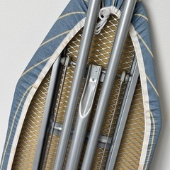 【受付終了】T-fal アイロン＋アイロン台 セット 中古 立って使用可の画像