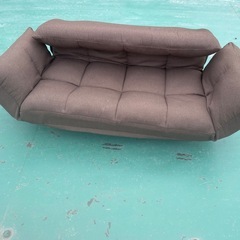 1\29確認事項あり脚付きふかふかカウチソファーの画像