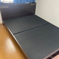 クイーンベッド　マットレス　フレームの画像
