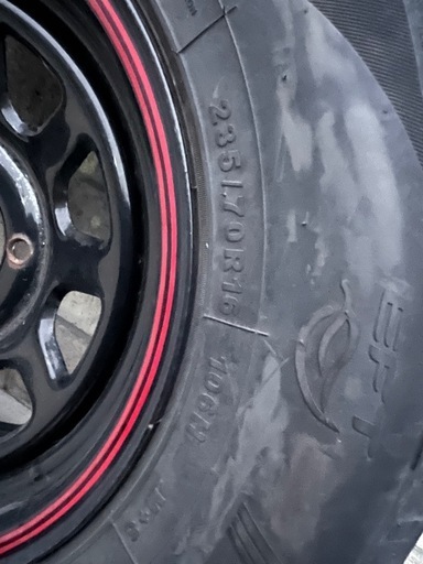 235/70R16タイヤ