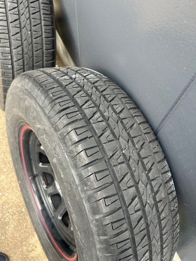 235/70R16タイヤ