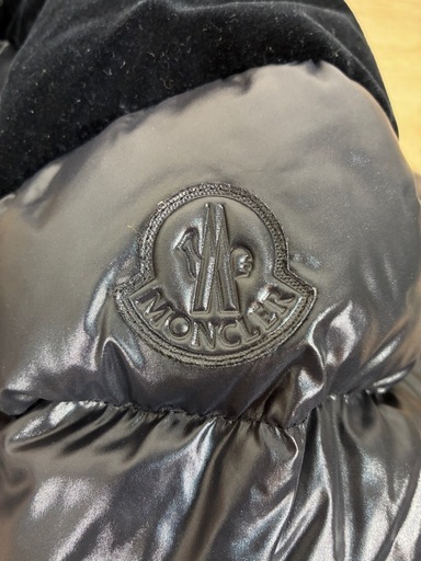 美品 MONCLER モンクレール　黒 フード付きダウンジャケット キッズ 140cm