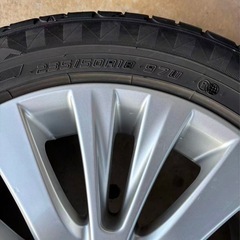 トヨタ 235/50R18 タイヤ4本セットの画像