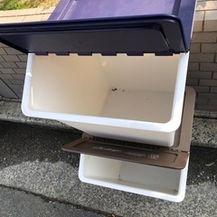 ◆早い方優先!! 蓋つき　分別ダストボックス　2個セットの画像