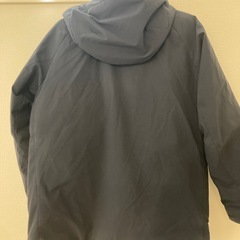 ユニクロメンズダウンの画像