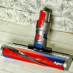 Dyson V8 Slim Fluffy SV10K 新品バッテリー・スタンド付の画像