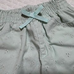 🌈西松屋 グリーン ショーパン 120cmの画像