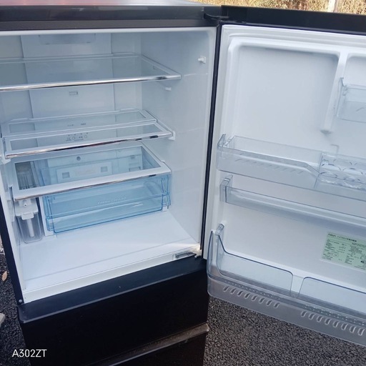 A024 送料設置無料 アクア 自動製氷機能付 大型冷蔵庫 272L | ヤマダ 