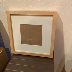 額縁　IKEA RIBBAの画像