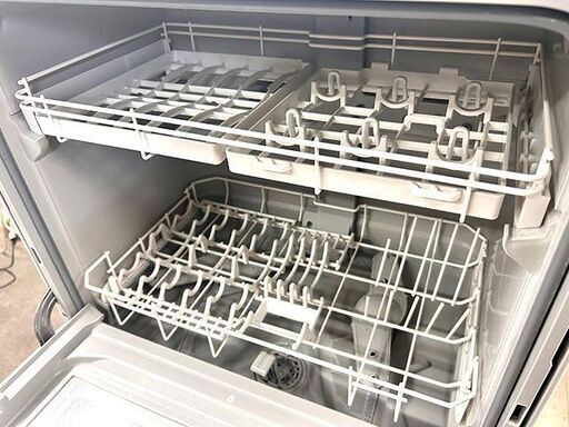 お取引中＊＊＊＊＊＊＊＊＊【自社配送は札幌市内限定】Panasonic/パナソニック 電気食器洗い乾燥機 NP-TH3-N 2020年