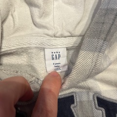 【美品】GAPチェック柄フード付きパーカー 100cmの画像