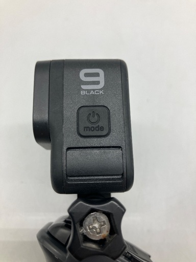 【トレファク足立扇店】GoPro 9 BLACK ｸﾞﾘｯﾌﾟ･充電器･USBｹｰﾌﾞﾙ付 ﾊﾞｯﾃﾘｰ3個付