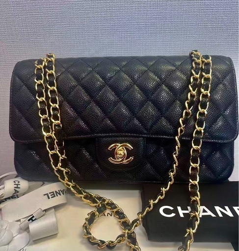 CHANEL クラシックフラップバッグ シャネル