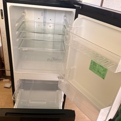 冷蔵庫とオーブンレンジの画像