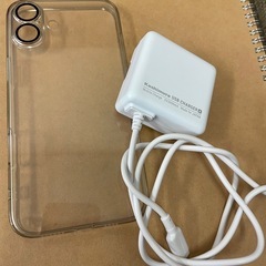 iPhone16 Plus 128GB SIMフリー 100% ケース・充電器の画像