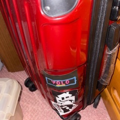 キャリーケース凹みありの画像