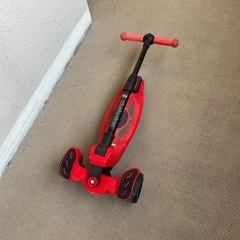 キックボード　子供のおもちゃ　の画像