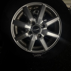 スタッドレスタイヤ・ホイール4本セット！！の画像