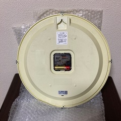 クマのプーさんの掛け時計・ハンカチタオル・陶器のポット等の計6点・無料の画像