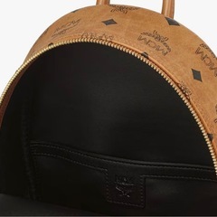 MCM ロゴプリント リュック　サイドスタッズ バックパック - ヴィセトスの画像