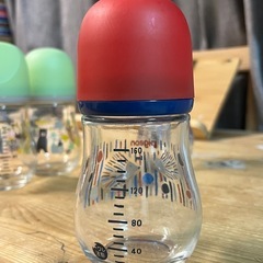 pigeon ピジョン ガラス 母乳実感哺乳瓶 哺乳瓶 4本の画像