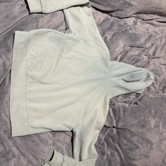  プルオーバーパーカーの画像