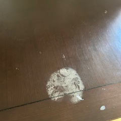 ダイニングテーブルの画像