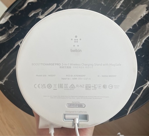 ベルキン　MagSafe 3in1ワイヤレス充電器　ホワイト