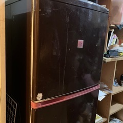 SANYO小型冷蔵庫137Lの画像