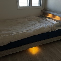 【美品】定価8万円 ダブルベッドフレーム（組立が簡単な状態でお渡しします）の画像